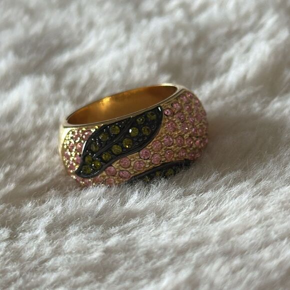 Vintage Crystal Cocktail Ring! - Picture 8 of 8